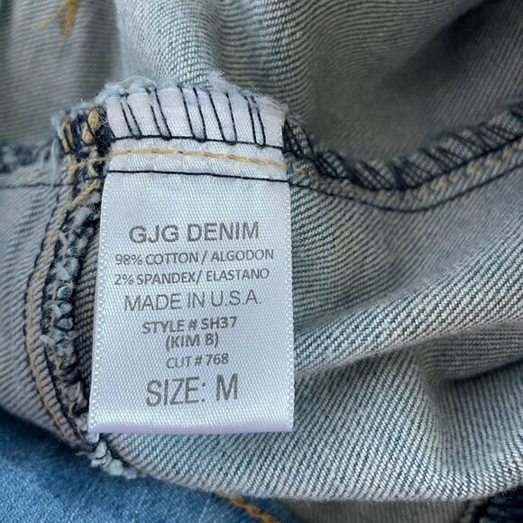 GJG Denim High Rise Frayed Shorts NWOT Size M - Picture 8 of 8